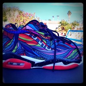 Women's Colorful Athletic Shoe